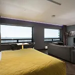 The Penthouse At Tower Den Haag