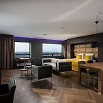 The Penthouse At Tower Apartment Den Haag