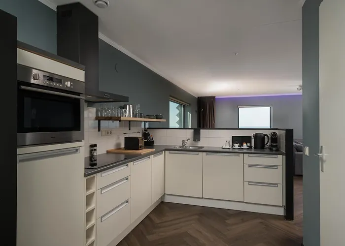 The Penthouse At Tower * Haag