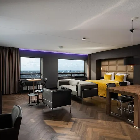 The Penthouse At Tower Apartment Den Haag
