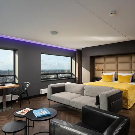 The Penthouse At Tower Apartment *