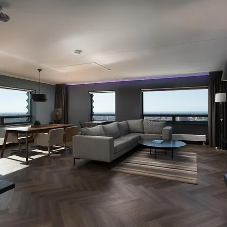 The Penthouse At Tower The Hague