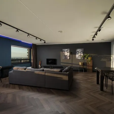 The Penthouse At Tower * The Hague