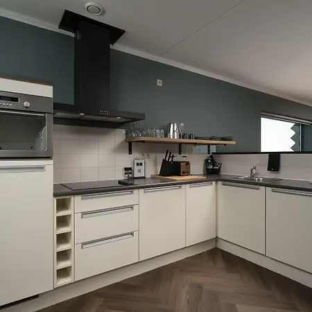 The Penthouse At Tower Apartment *