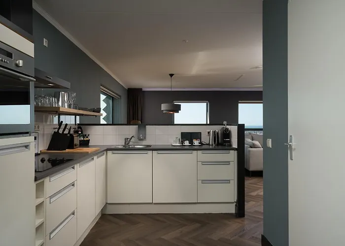 The Penthouse At Tower *